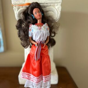 1989 Mexican Barbie from Dolls of the World collection
